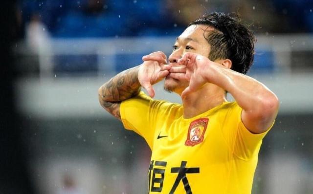 世界杯高清免费观看视频-泰山引援再添“新”势力 徐新仿效石柯签下1+N合同